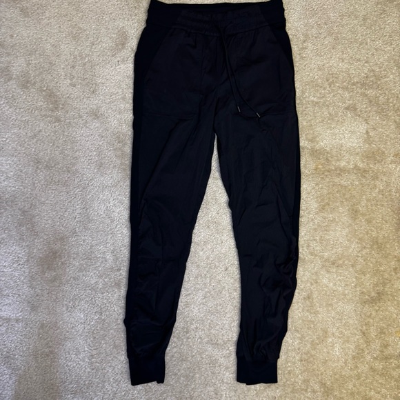 Lululemon Dance Studio Mid-Rise Jogger Pants - Picture 1 of 7
